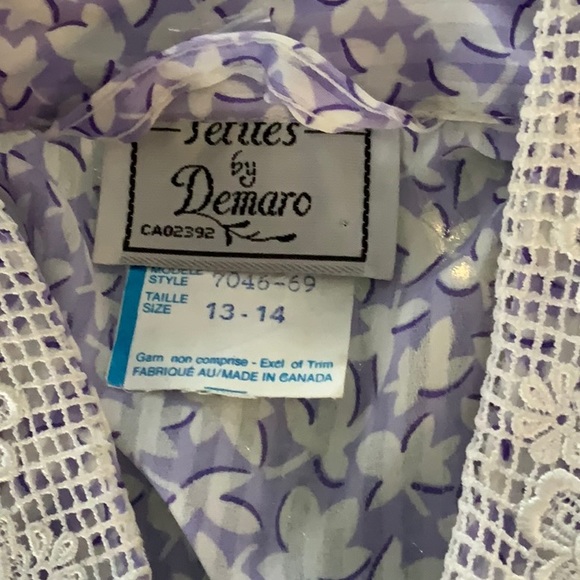 Town and Country petites vintage lilac flower blouse - Picture 3 of 8